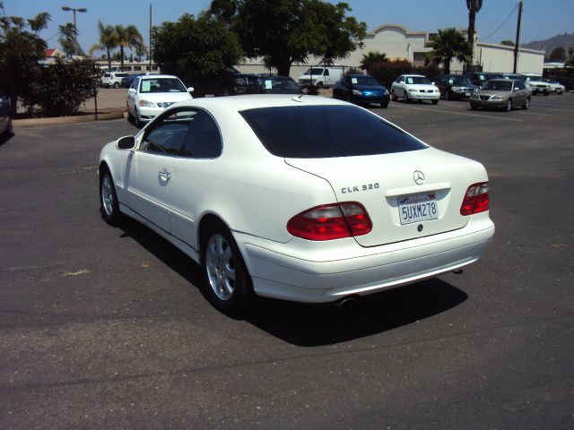 2002 Mercedes-Benz CLK-Class LT 1500 DVD W/monitorflex Fuel 4X4