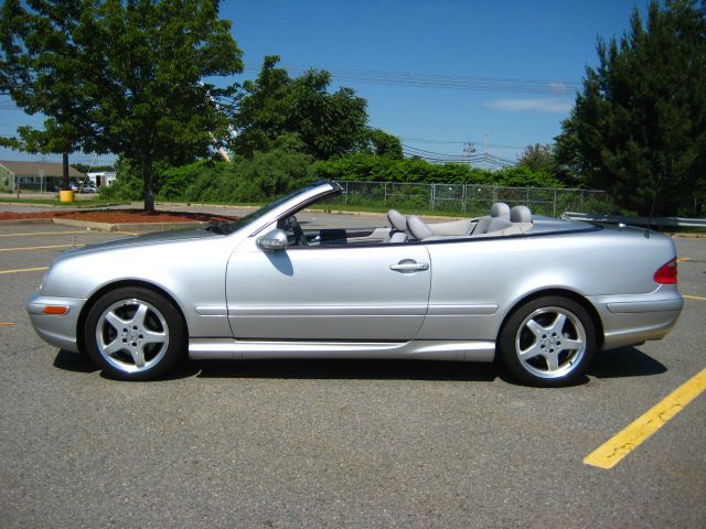 2003 Mercedes-Benz CLK-Class 2.0T Quattro AWD Wagon