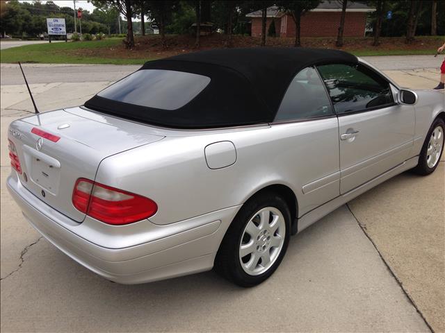 2003 Mercedes-Benz CLK-Class 7-passenger