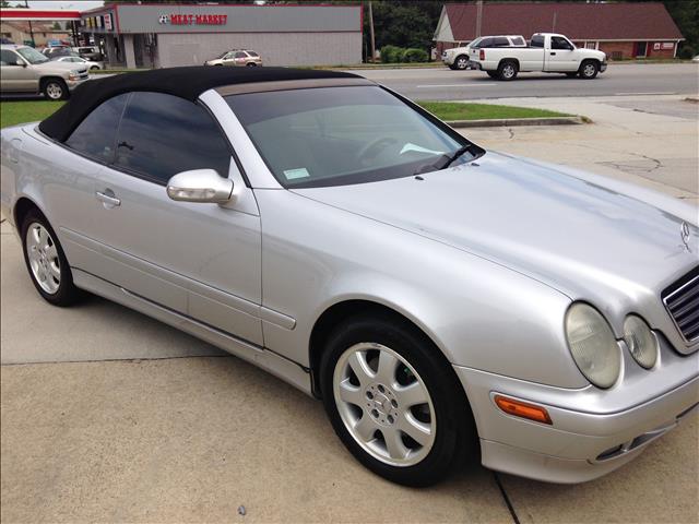 2003 Mercedes-Benz CLK-Class 7-passenger