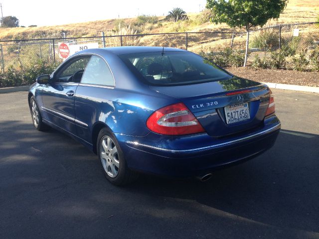 2003 Mercedes-Benz CLK-Class LT 1500 DVD W/monitorflex Fuel 4X4