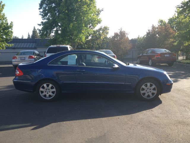 2003 Mercedes-Benz CLK-Class LT 1500 DVD W/monitorflex Fuel 4X4