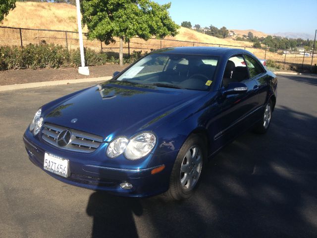 2003 Mercedes-Benz CLK-Class LT 1500 DVD W/monitorflex Fuel 4X4