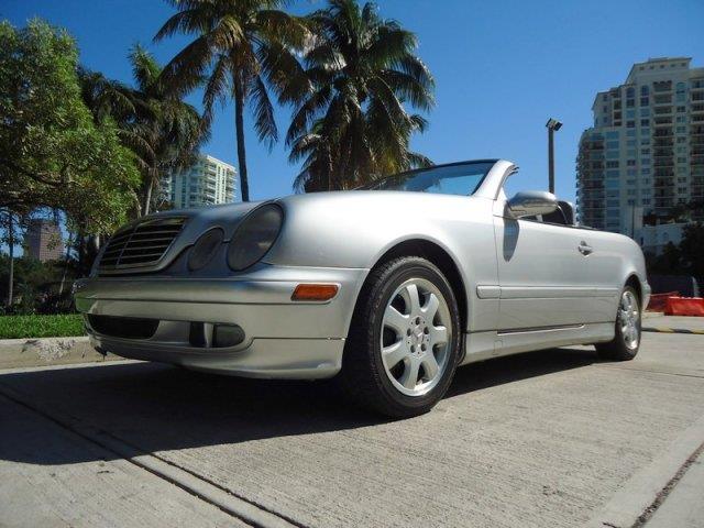 2003 Mercedes-Benz CLK-Class Limited V6