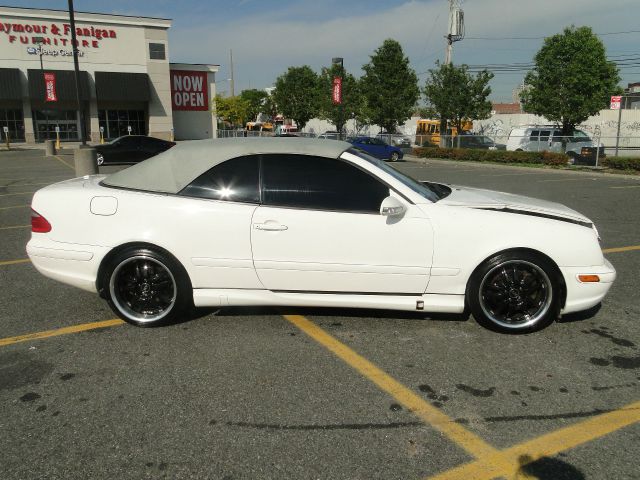 2003 Mercedes-Benz CLK-Class 2.0T Quattro AWD Wagon