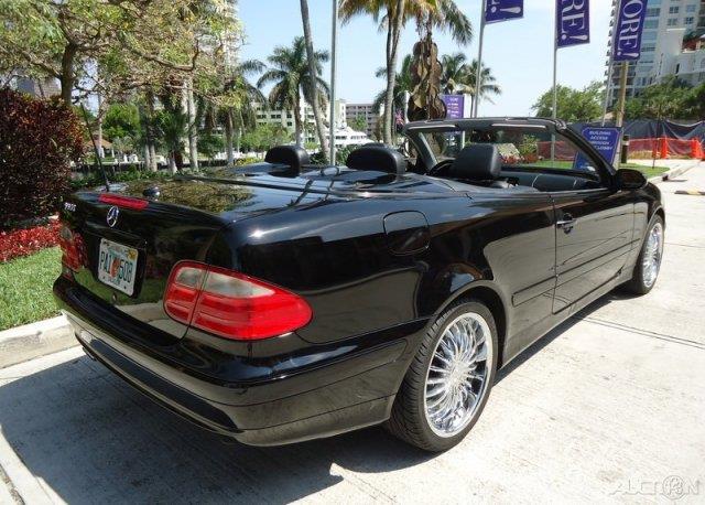 2003 Mercedes-Benz CLK-Class Limited V6