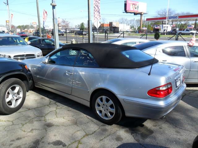 2003 Mercedes-Benz CLK-Class 7-passenger