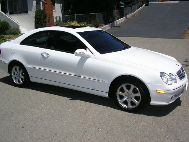 2003 Mercedes-Benz CLK-Class LT 1500 DVD W/monitorflex Fuel 4X4