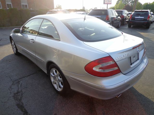 2004 Mercedes-Benz CLK-Class LT 1500 DVD W/monitorflex Fuel 4X4