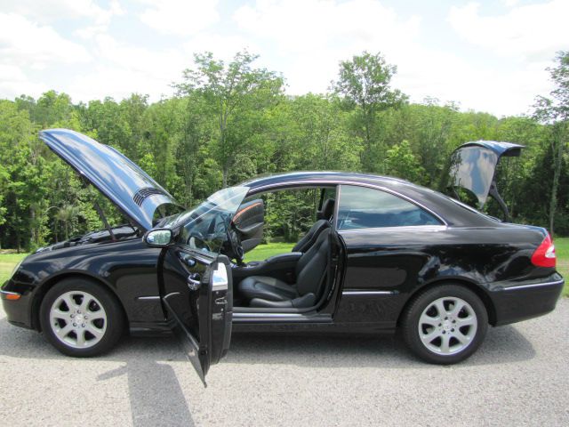 2004 Mercedes-Benz CLK-Class LT 1500 DVD W/monitorflex Fuel 4X4