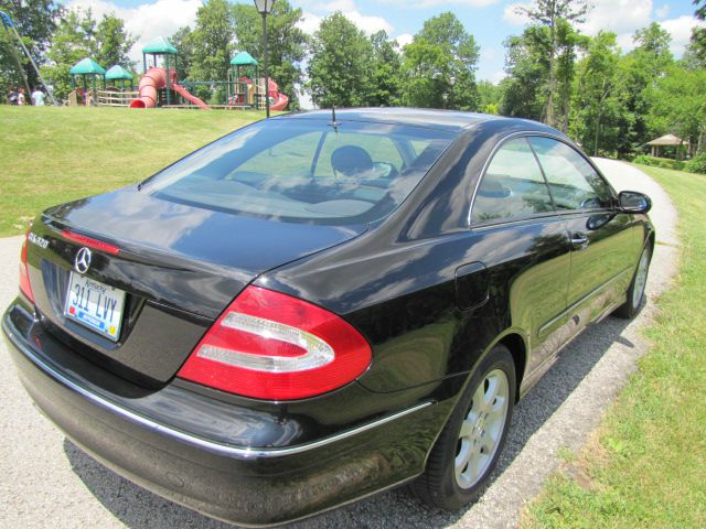 2004 Mercedes-Benz CLK-Class LT 1500 DVD W/monitorflex Fuel 4X4