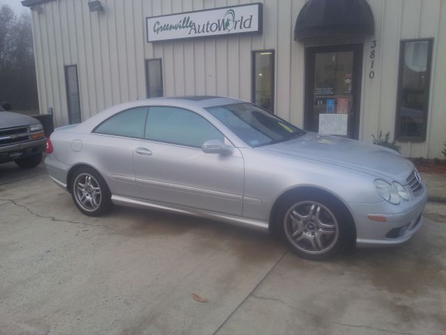 2004 Mercedes-Benz CLK-Class Supercab 145 STX 4WD