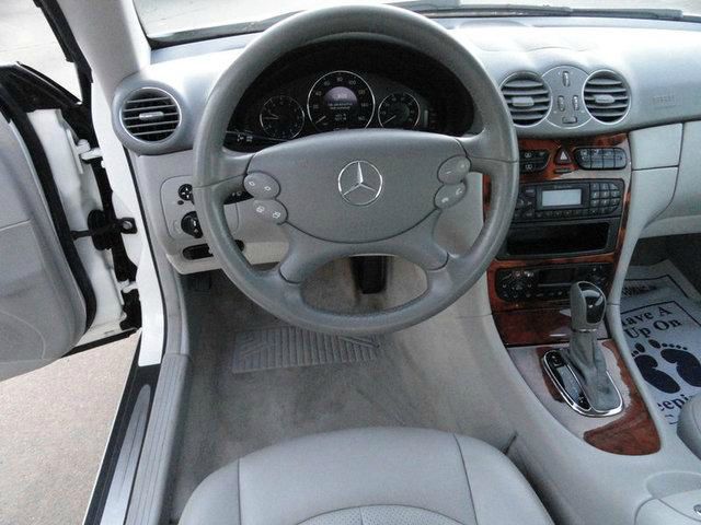 2004 Mercedes-Benz CLK-Class LT 1500 DVD W/monitorflex Fuel 4X4