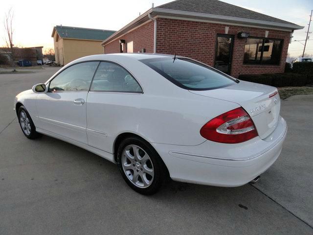 2004 Mercedes-Benz CLK-Class LT 1500 DVD W/monitorflex Fuel 4X4