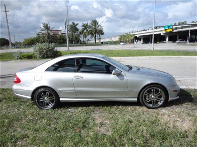 2004 Mercedes-Benz CLK-Class LTD Wagon AWD