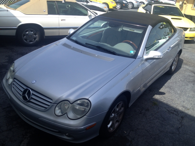 2004 Mercedes-Benz CLK-Class 7-passenger