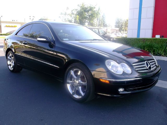 2004 Mercedes-Benz CLK-Class LT 1500 DVD W/monitorflex Fuel 4X4