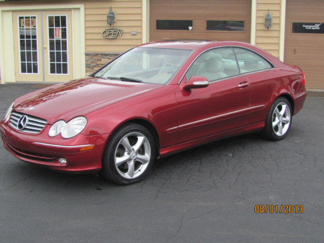 2005 Mercedes-Benz CLK-Class LT 1500 DVD W/monitorflex Fuel 4X4