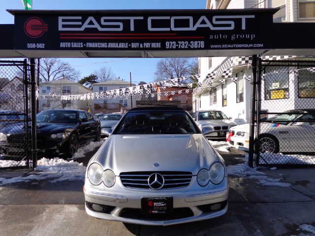 2005 Mercedes-Benz CLK-Class 3.0L Luxury W/moonroofleather