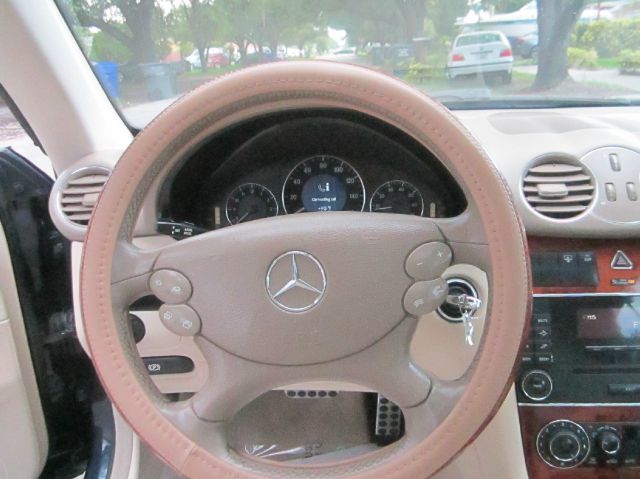 2005 Mercedes-Benz CLK-Class LT 1500 DVD W/monitorflex Fuel 4X4