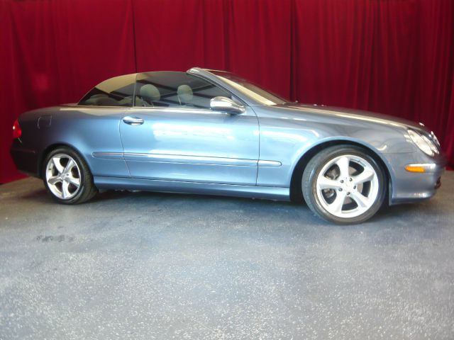 2005 Mercedes-Benz CLK-Class 7-passenger