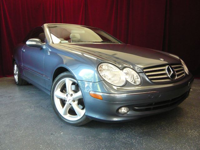 2005 Mercedes-Benz CLK-Class 7-passenger