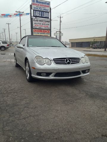 2005 Mercedes-Benz CLK-Class Clean Carfax ONE Owner