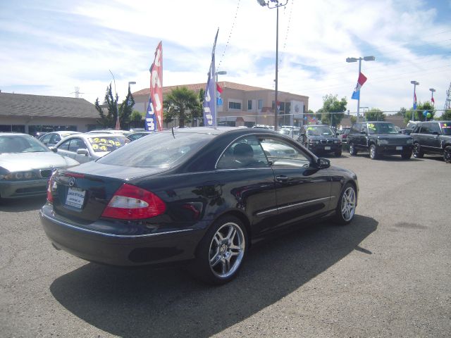 2006 Mercedes-Benz CLK-Class LX V6