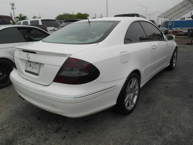 2006 Mercedes-Benz CLK-Class LX V6