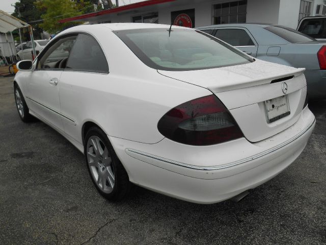 2006 Mercedes-Benz CLK-Class LX V6