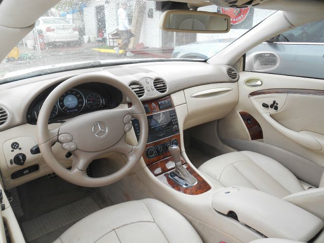 2006 Mercedes-Benz CLK-Class LX V6