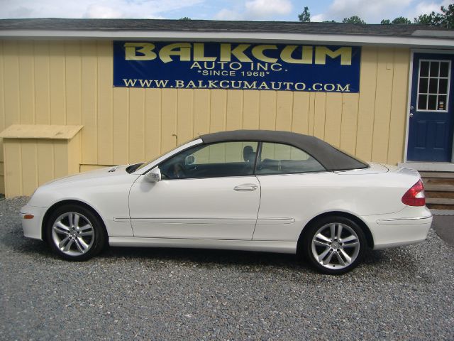 2006 Mercedes-Benz CLK-Class 3906