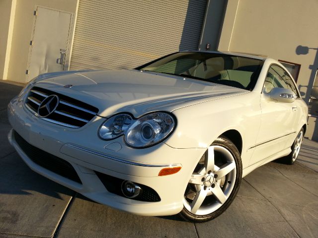 2007 Mercedes-Benz CLK-Class 3906