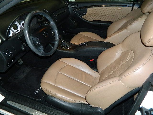 2007 Mercedes-Benz CLK-Class 3906