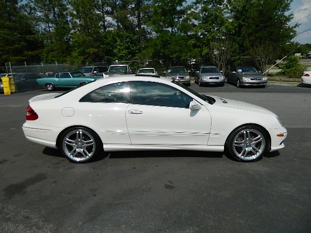 2007 Mercedes-Benz CLK-Class 3906