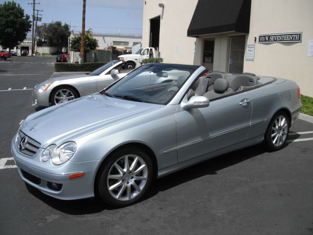 2007 Mercedes-Benz CLK-Class 3906