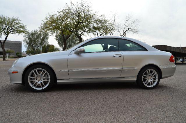 2009 Mercedes-Benz CLK-Class LX V6