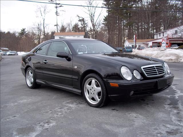 1999 Mercedes-Benz CLK Class XLE V6