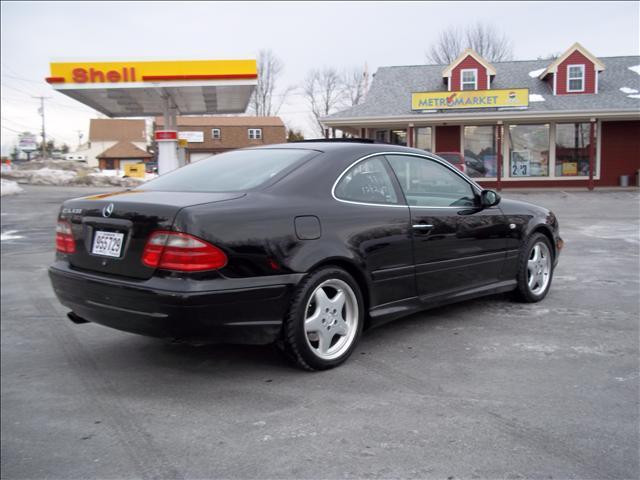 1999 Mercedes-Benz CLK Class XLE V6