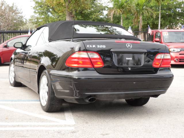 2000 Mercedes-Benz CLK Class C230 1.8K