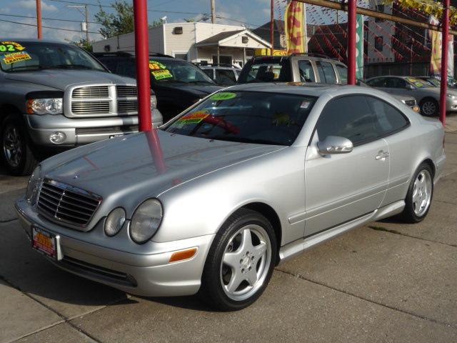 2000 Mercedes-Benz CLK Class XLE V6