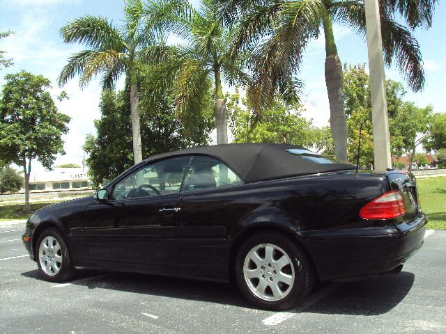 2000 Mercedes-Benz CLK Class C230 1.8K