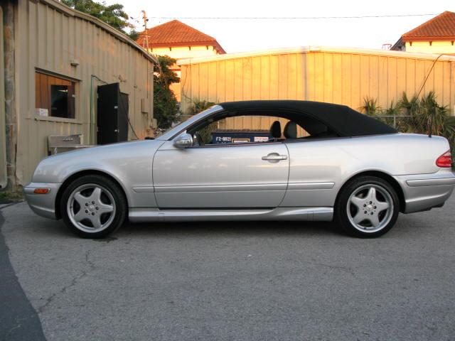 2000 Mercedes-Benz CLK Class XLE V6