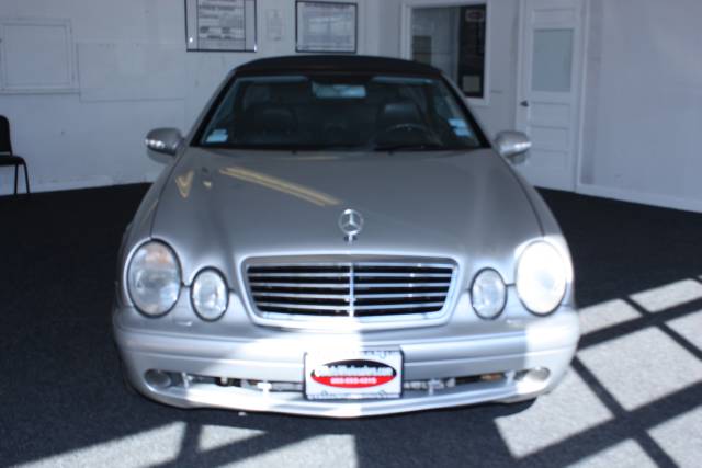 2001 Mercedes-Benz CLK Class XLE V6