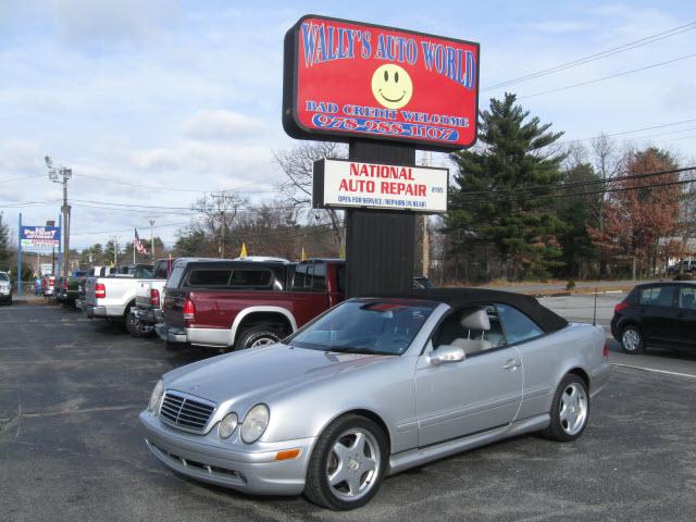 2001 Mercedes-Benz CLK Class XLE V6