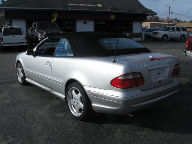 2001 Mercedes-Benz CLK Class XLE V6