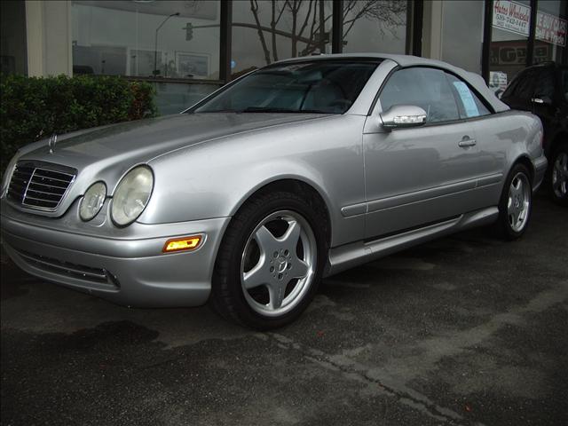 2001 Mercedes-Benz CLK Class XLE V6