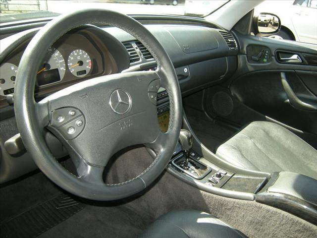 2001 Mercedes-Benz CLK Class XLE V6