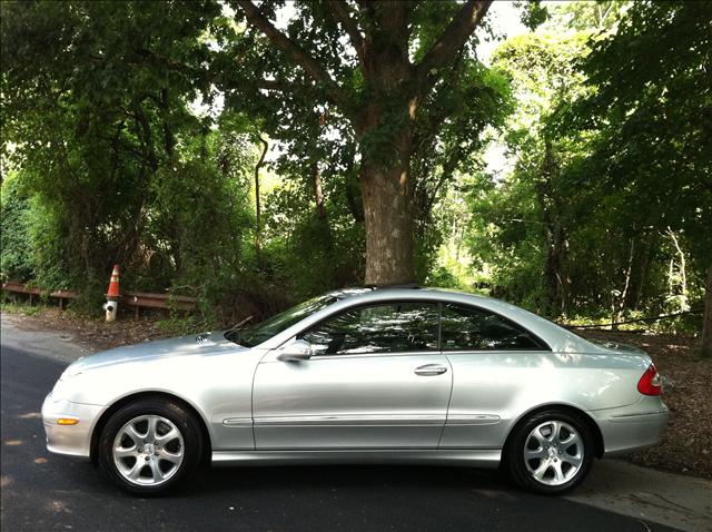 2004 Mercedes-Benz CLK Class LT 1500 DVD W/monitorflex Fuel 4X4