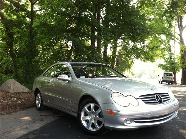 2004 Mercedes-Benz CLK Class LT 1500 DVD W/monitorflex Fuel 4X4